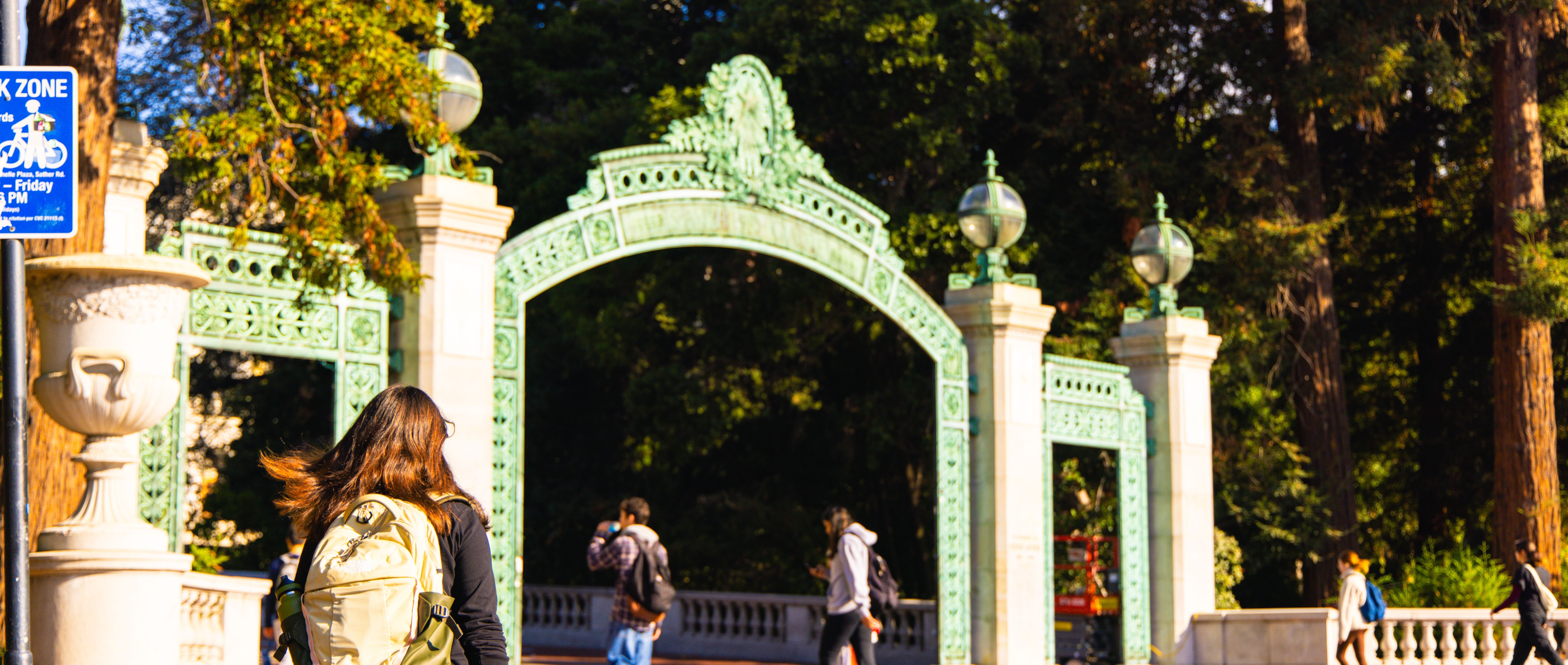 Image of Students walking through Sather Gate 